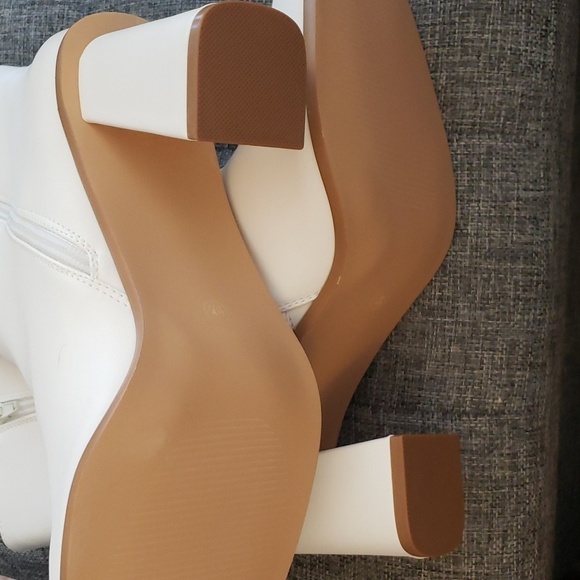 Coutgo White Square Toe Chunky Heeled Boots Size 9.5 - Picture 6 of 7